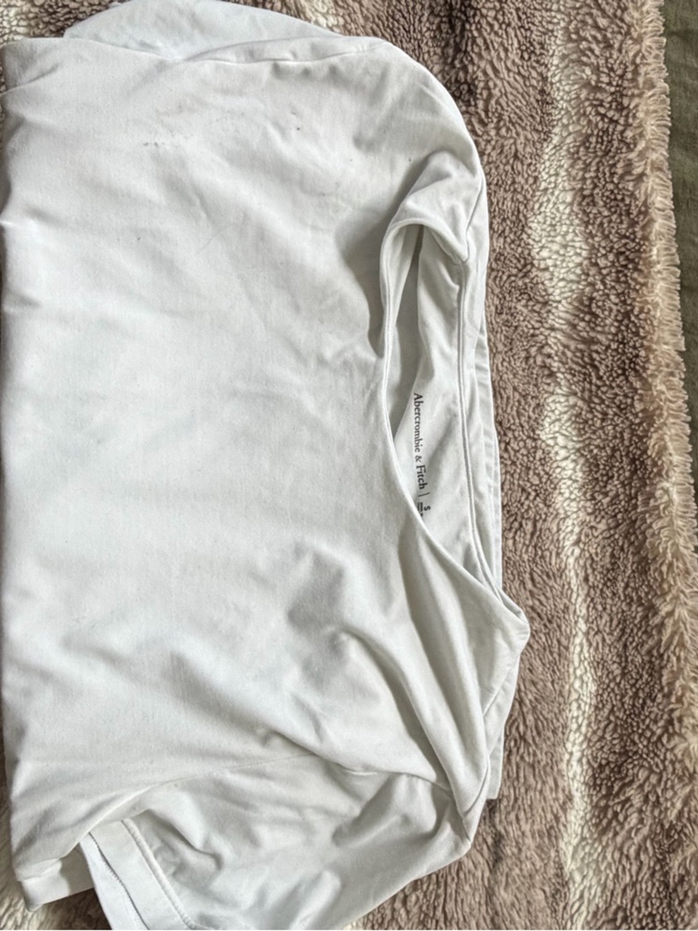 Abercrombie & Fitch White Short Sleeve Crew Tee